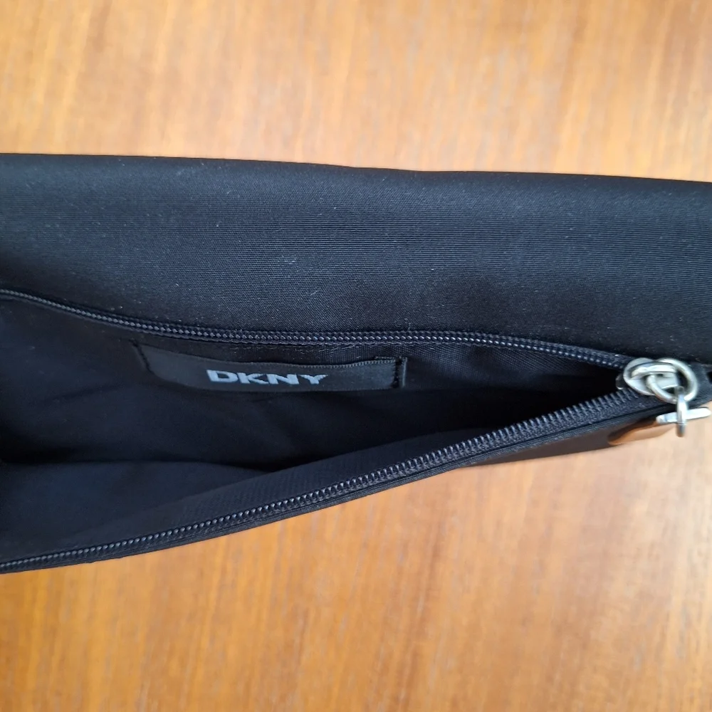 Vintage DKNY Nylon Wallet Checkbook Trifold Minimalist Corpcore 90s Black